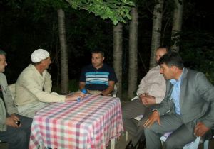 Atasoy dua alıyor